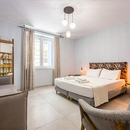 Bentzi...Boutique Apartment In Pangrati, Superior Suite Atene Esterno foto